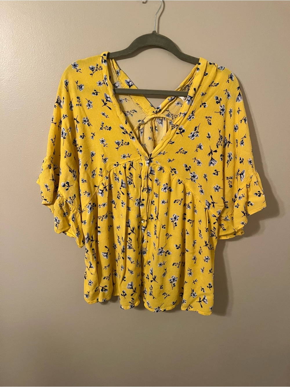 L Love shirt ***
